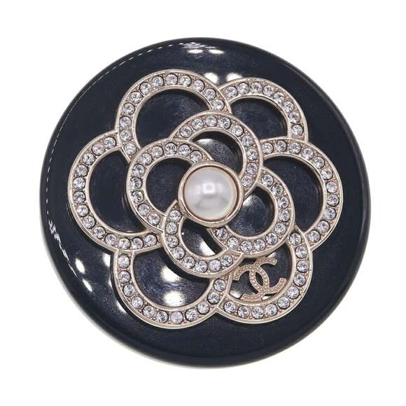 Chanel Cc Logo Round Brooch Metal #209908C94B